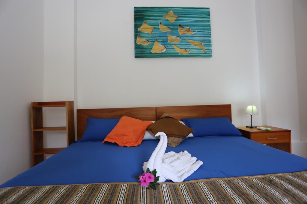 The Galapagos Pearl B&B Puerto Ayora  Extérieur photo